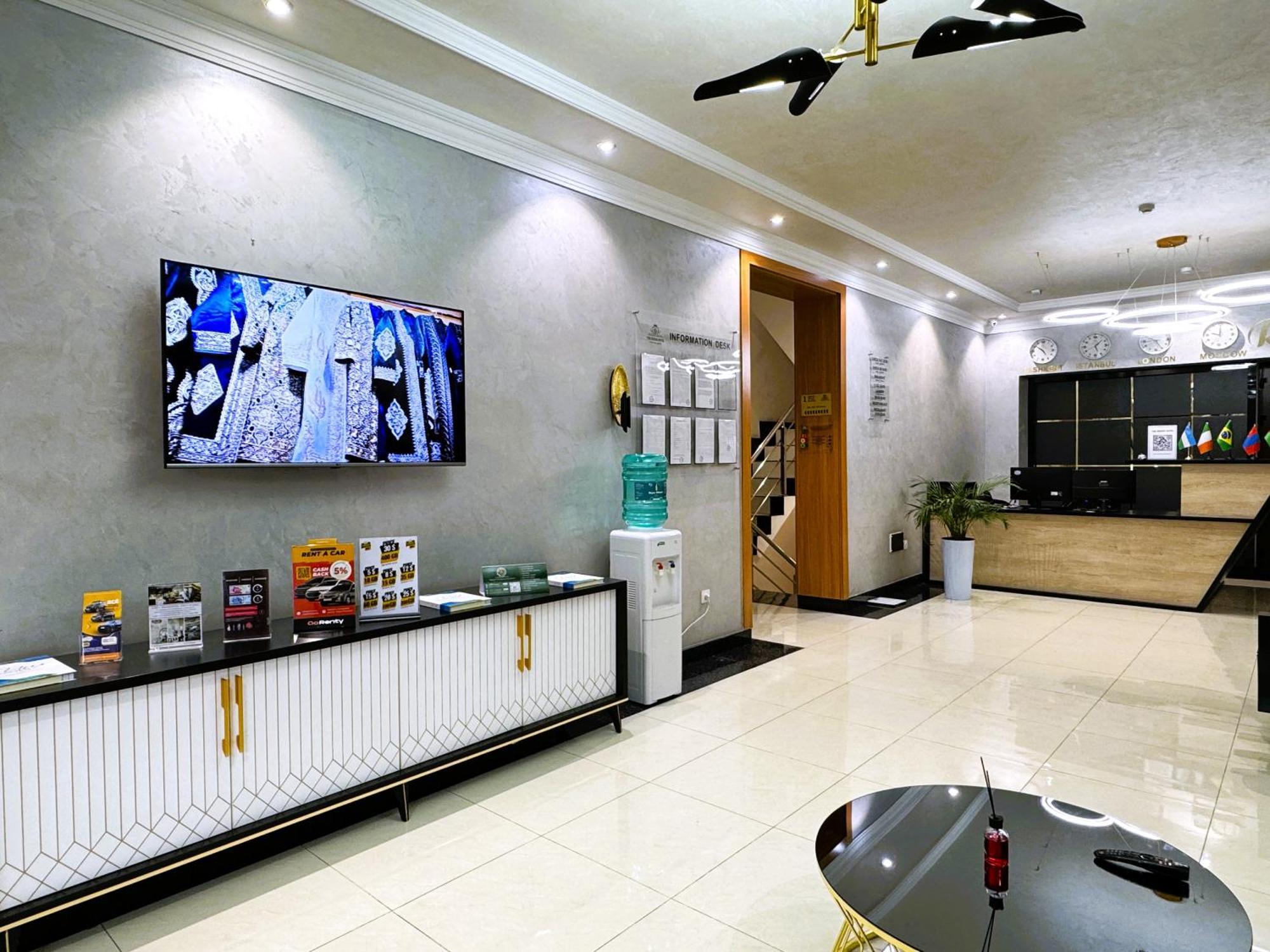 The Moon Tashkent Hotel Ngoại thất bức ảnh
